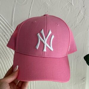47 Brand Pink and White Women's Cap